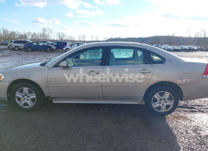 Photo 14 of 2009 Chevrolet Impala LS (VIN 2G1WB57N591135276)