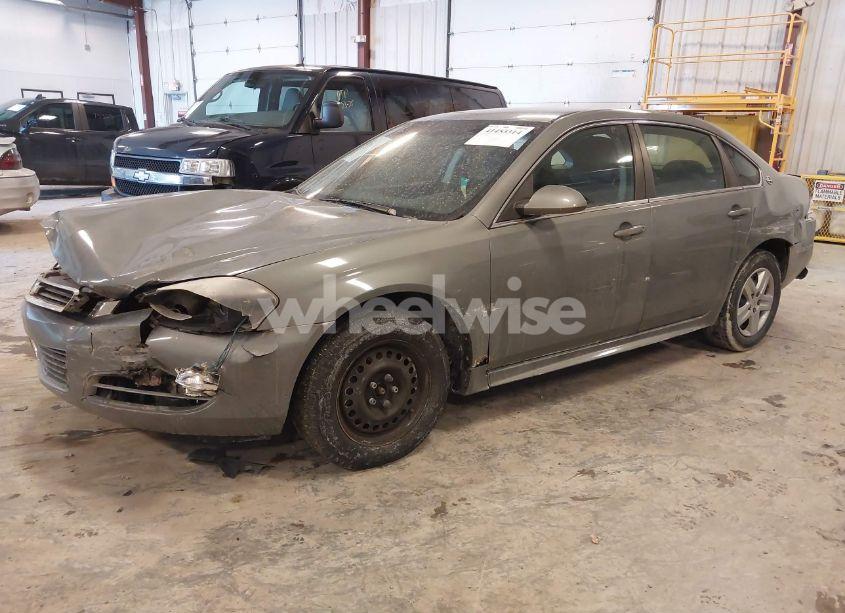 Photo 2 of 2009 Chevrolet Impala LS (VIN 2G1WB57N791102845)