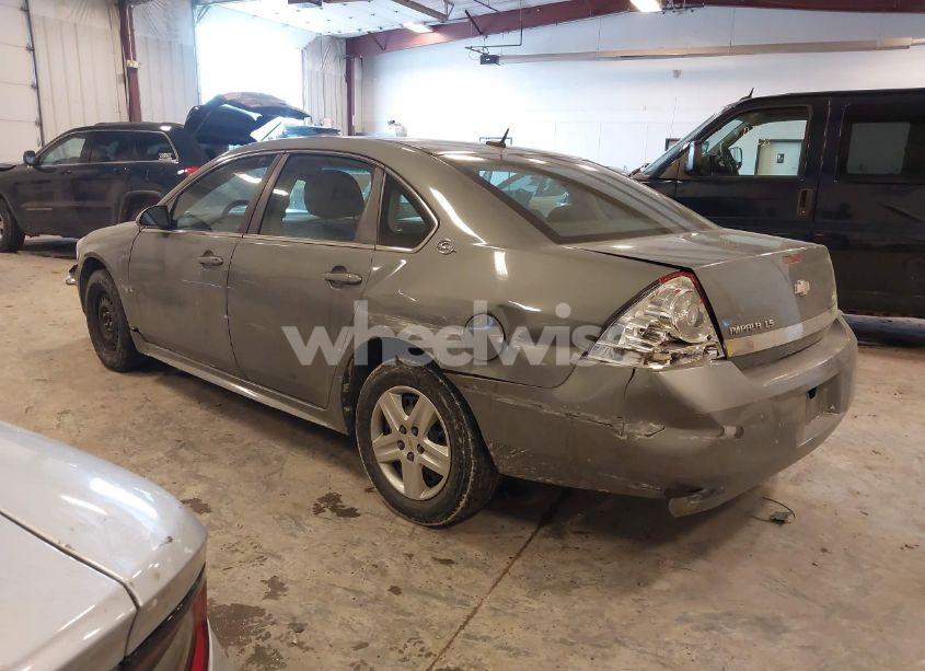 Photo 3 of 2009 Chevrolet Impala LS (VIN 2G1WB57N791102845)