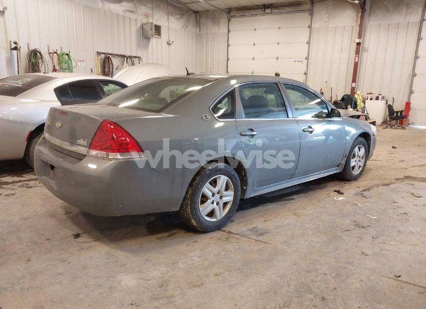 Photo 4 of 2009 Chevrolet Impala LS (VIN 2G1WB57N791102845)