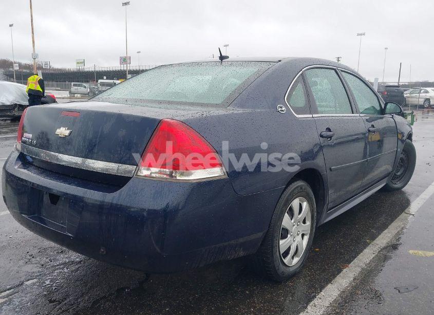 Photo 4 of 2009 Chevrolet Impala LS (VIN 2G1WB57N791219678)