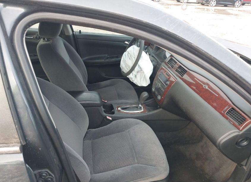 Photo 5 of 2009 Chevrolet Impala LS (VIN 2G1WB57N991284256)