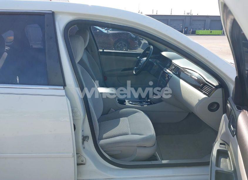 Photo 5 of 2014 Chevrolet Impala LIMITED LT (VIN 2G1WB5E30E1112709)