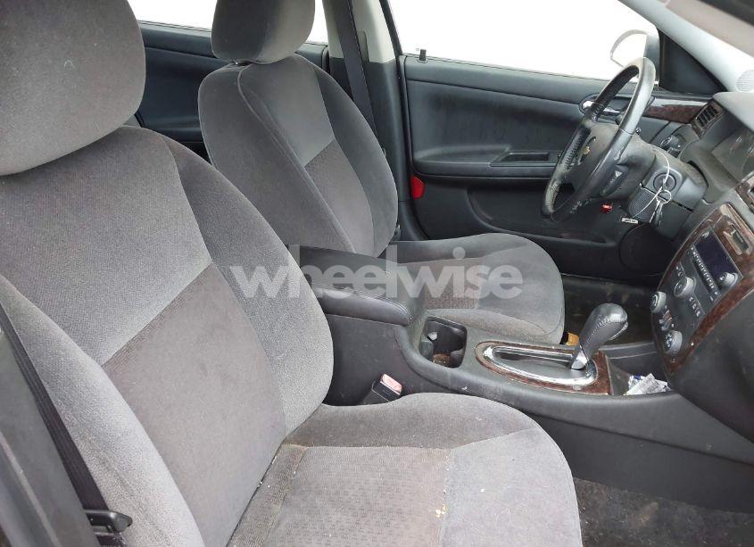 Photo 5 of 2012 Chevrolet Impala LT (VIN 2G1WB5E31C1199274)