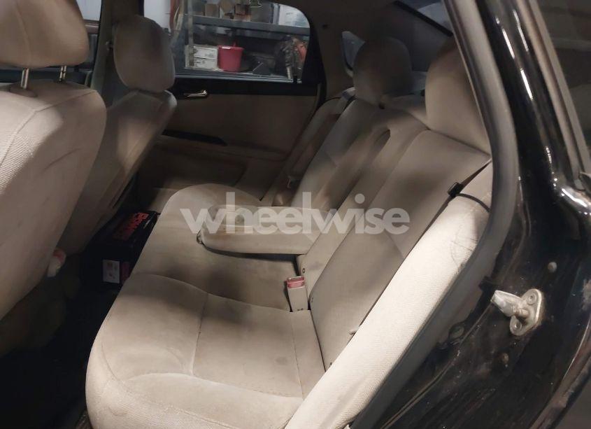 Photo 8 of 2013 Chevrolet Impala LT (VIN 2G1WB5E31D1126049)