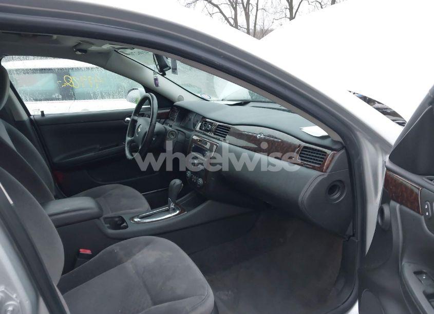 Photo 5 of 2014 Chevrolet Impala LIMITED LT (VIN 2G1WB5E31E1101492)