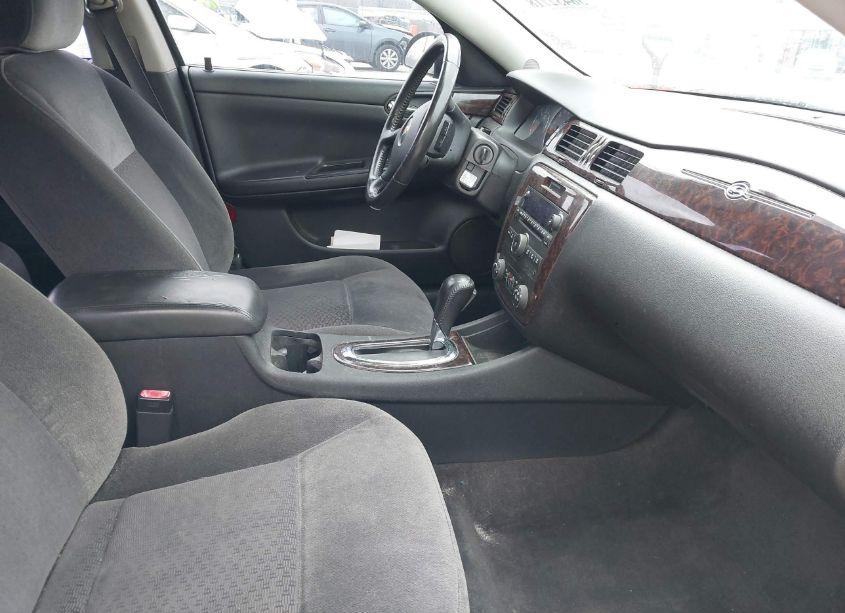 Photo 5 of 2014 Chevrolet Impala LIMITED LT (VIN 2G1WB5E31E1128613)