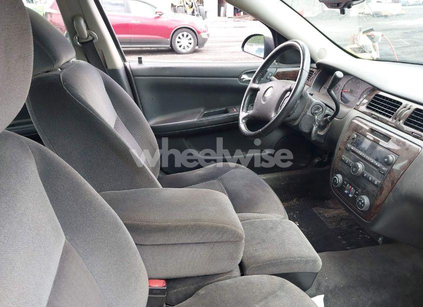 Photo 5 of 2012 Chevrolet Impala LT (VIN 2G1WB5E32C1288366)