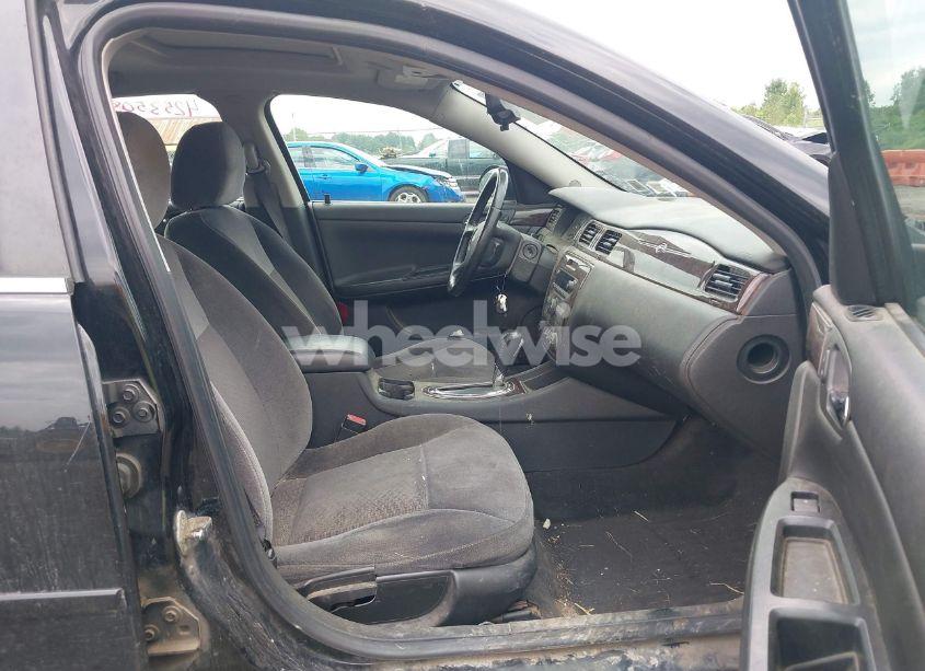 Photo 5 of 2014 Chevrolet Impala LIMITED LT (VIN 2G1WB5E32E1100867)