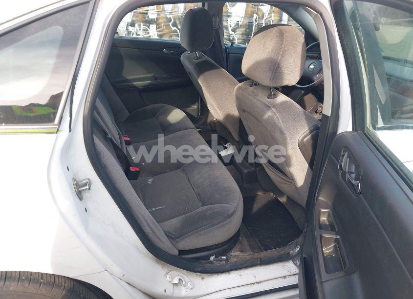 Photo 8 of 2014 Chevrolet Impala LIMITED LT (VIN 2G1WB5E32E1180218)