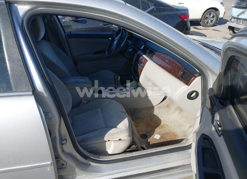 Photo 5 of 2015 Chevrolet Impala LIMITED LT (VIN 2G1WB5E32F1111157)