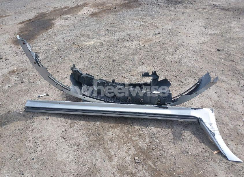 Photo 12 of 2012 Chevrolet Impala LT (VIN 2G1WB5E34C1135388)