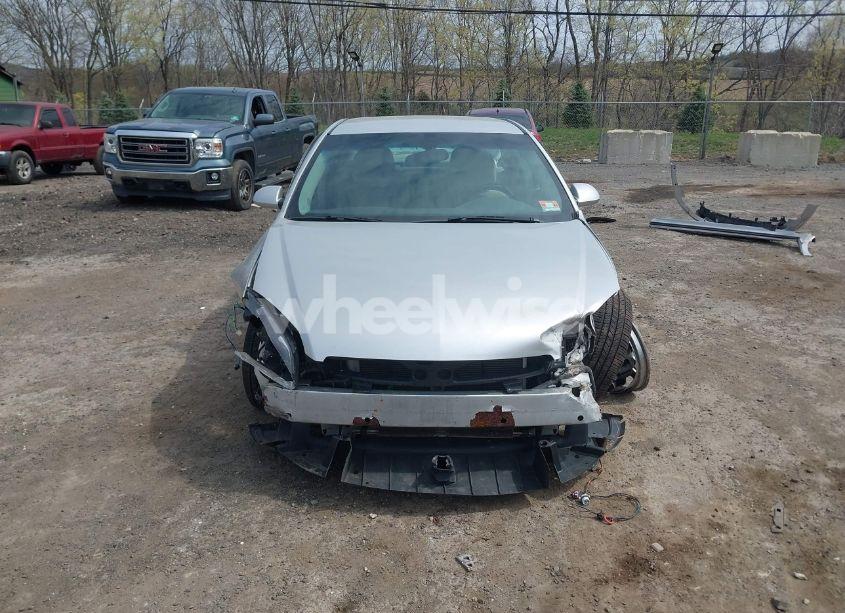 Photo 6 of 2012 Chevrolet Impala LT (VIN 2G1WB5E34C1135388)