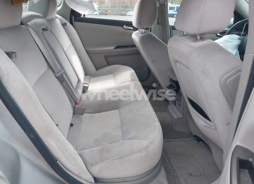 Photo 8 of 2012 Chevrolet Impala LT (VIN 2G1WB5E34C1135388)