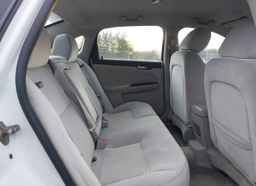 Photo 8 of 2012 Chevrolet Impala LT (VIN 2G1WB5E34C1210624)