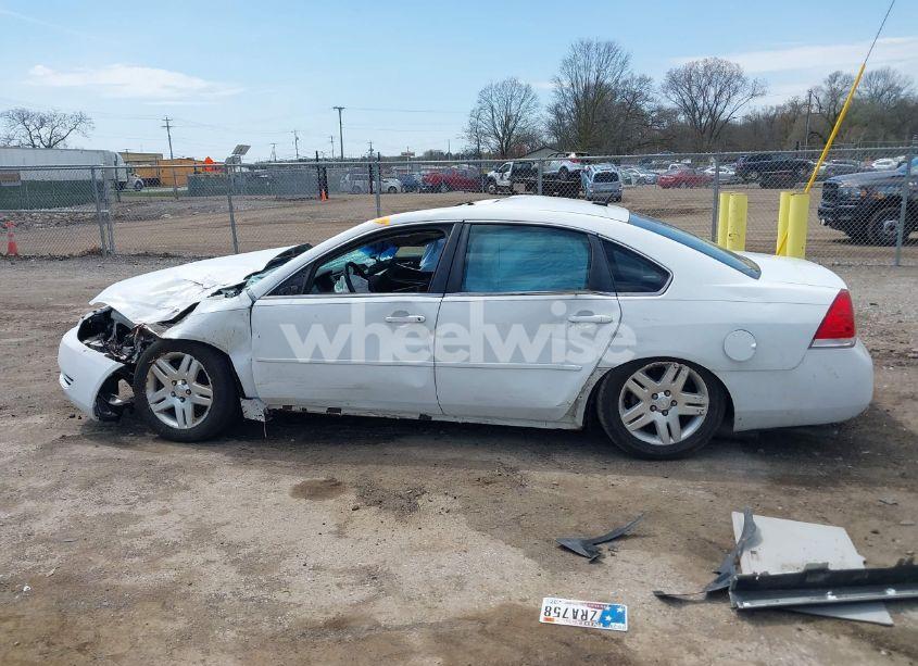 Photo 14 of 2014 Chevrolet Impala LIMITED LT (VIN 2G1WB5E34E1110526)