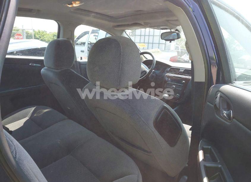 Photo 8 of 2012 Chevrolet Impala LT (VIN 2G1WB5E35C1172790)