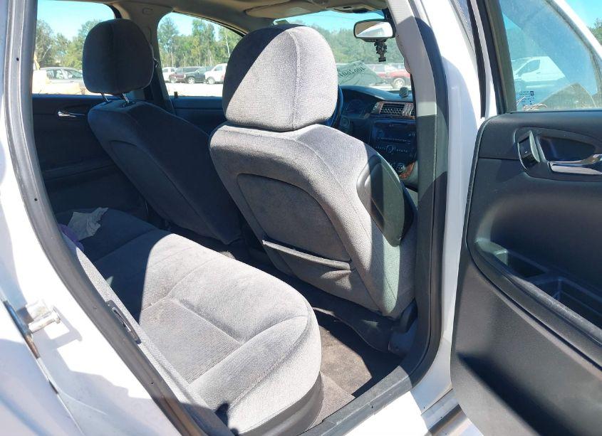 Photo 8 of 2014 Chevrolet Impala LIMITED LT (VIN 2G1WB5E35E1120367)