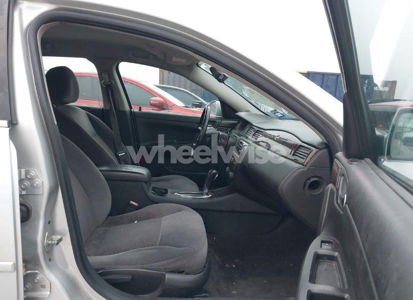 Photo 5 of 2014 Chevrolet Impala LIMITED LT (VIN 2G1WB5E35E1143258)