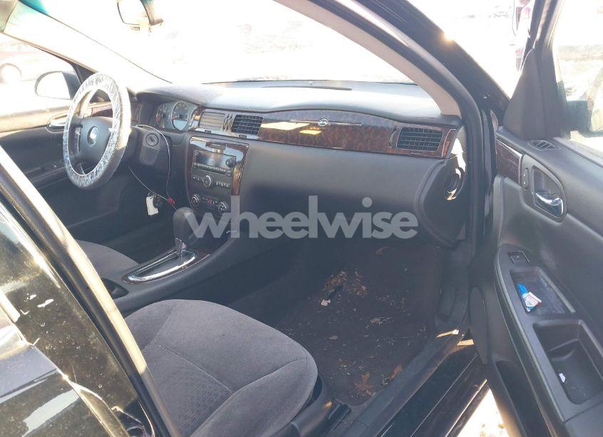 Photo 5 of 2015 Chevrolet Impala LIMITED LT (VIN 2G1WB5E35F1171028)