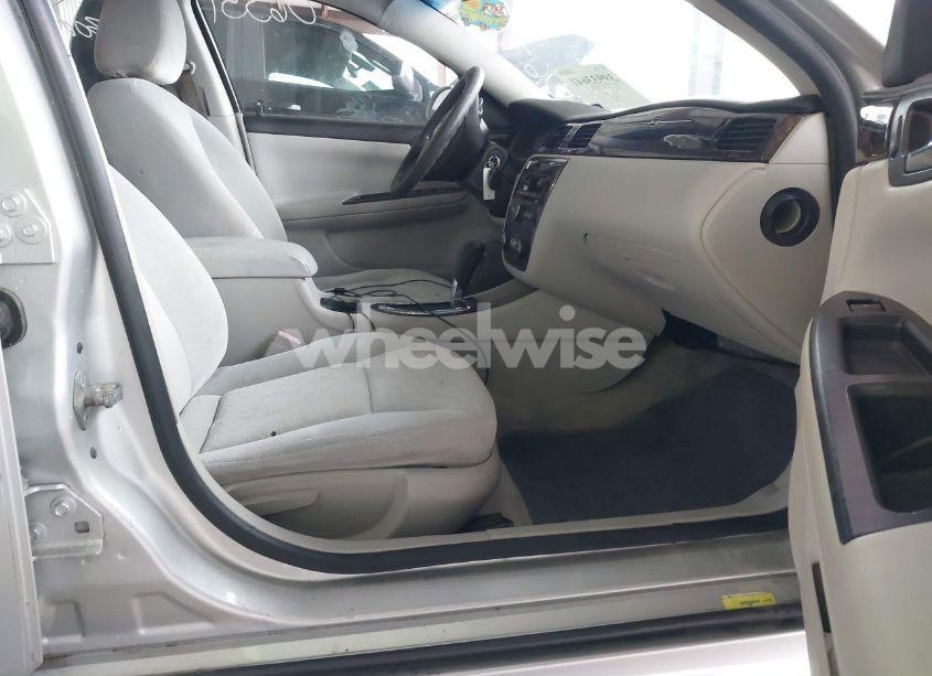 Photo 5 of 2016 Chevrolet Impala LIMITED LT (VIN 2G1WB5E35G1154523)