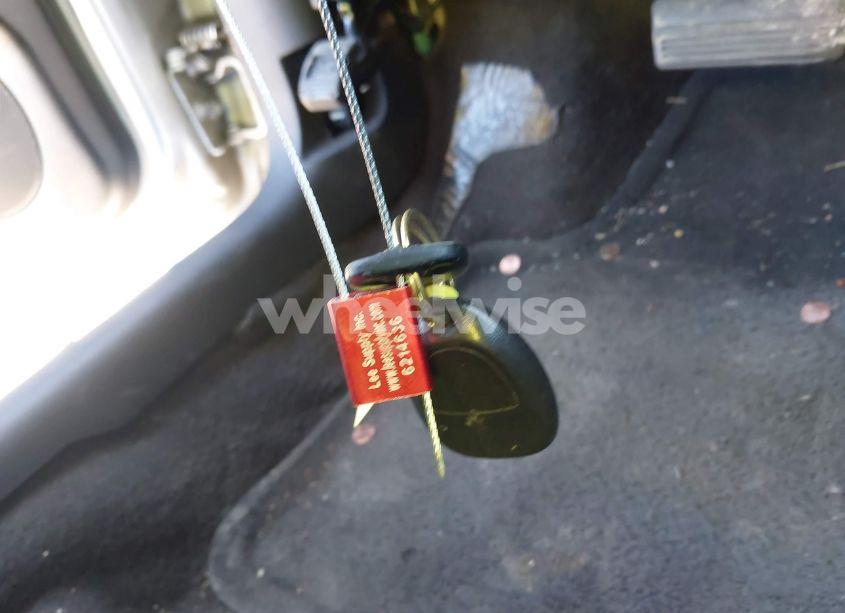 Photo 11 of 2016 Chevrolet Impala LIMITED LT (VIN 2G1WB5E35G1185061)