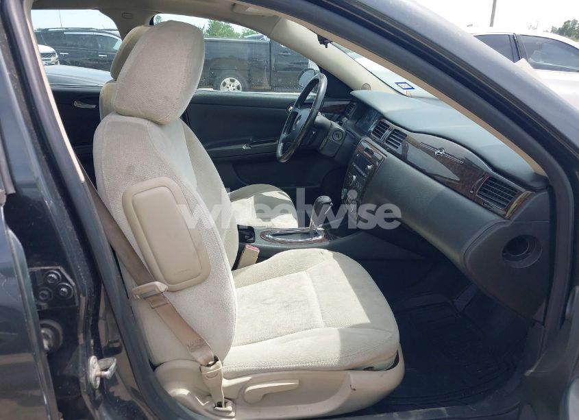 Photo 5 of 2014 Chevrolet Impala LIMITED LT (VIN 2G1WB5E36E1169769)