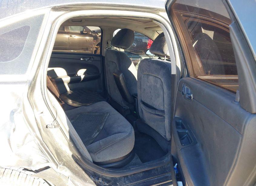 Photo 8 of 2012 Chevrolet Impala LT (VIN 2G1WB5E37C1205210)