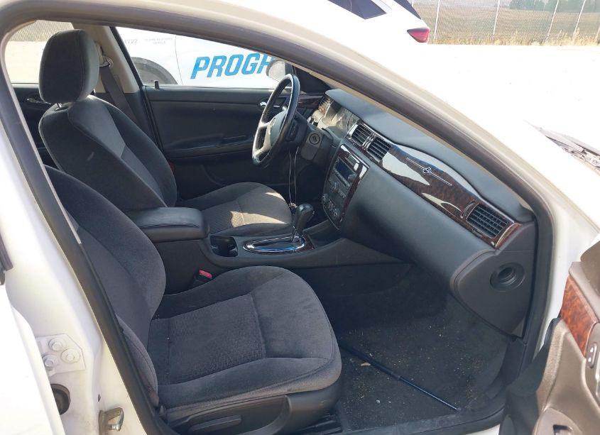 Photo 5 of 2012 Chevrolet Impala LT (VIN 2G1WB5E37C1326755)