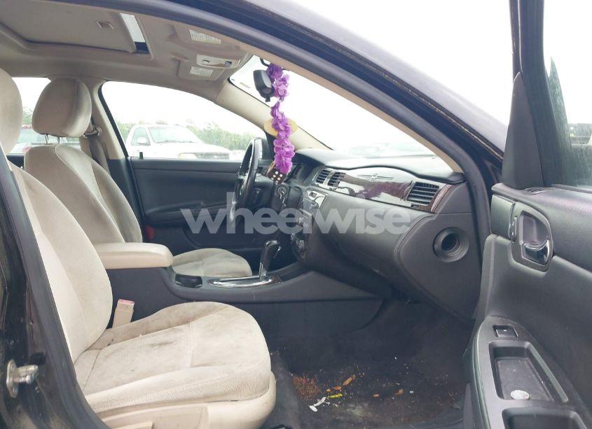 Photo 5 of 2014 Chevrolet Impala LIMITED LT (VIN 2G1WB5E37E1166847)