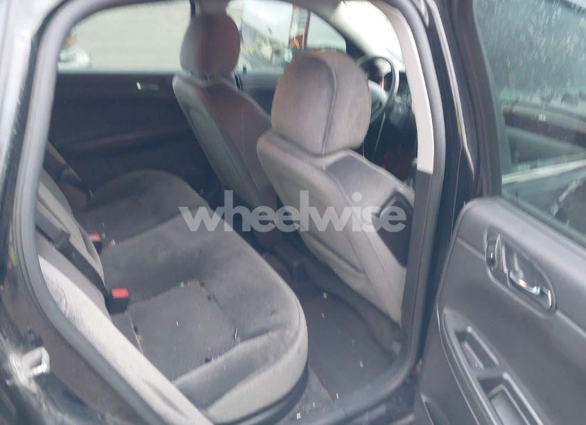 Photo 8 of 2013 Chevrolet Impala LT (VIN 2G1WB5E38D1173997)