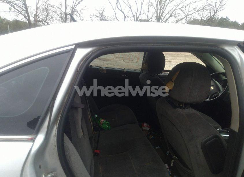 Photo 8 of 2014 Chevrolet Impala LIMITED LT (VIN 2G1WB5E38E1125692)