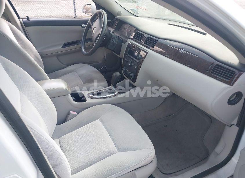 Photo 5 of 2014 Chevrolet Impala LIMITED LT (VIN 2G1WB5E38E1151452)