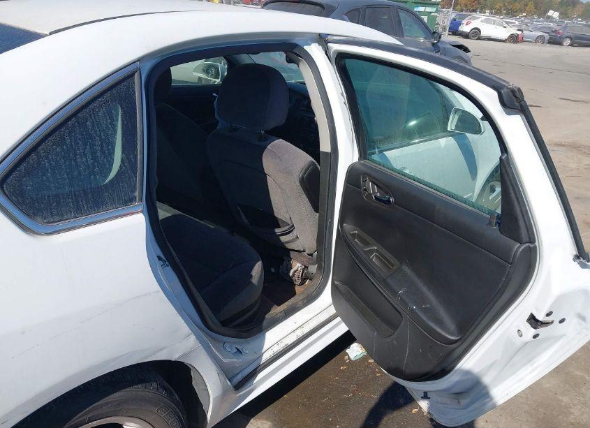 Photo 8 of 2014 Chevrolet Impala LIMITED LT (VIN 2G1WB5E38E1179705)