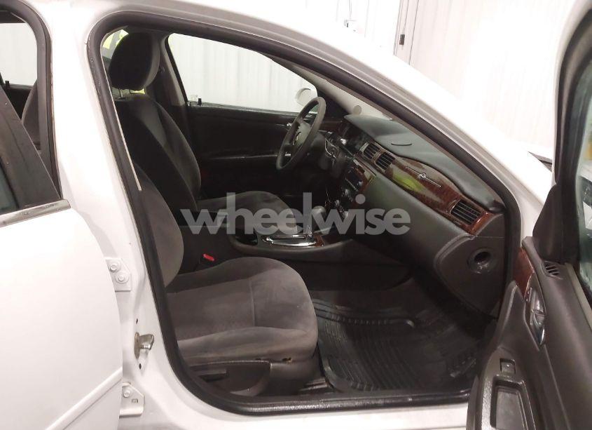 Photo 5 of 2015 Chevrolet Impala LIMITED LT (VIN 2G1WB5E38F1124110)