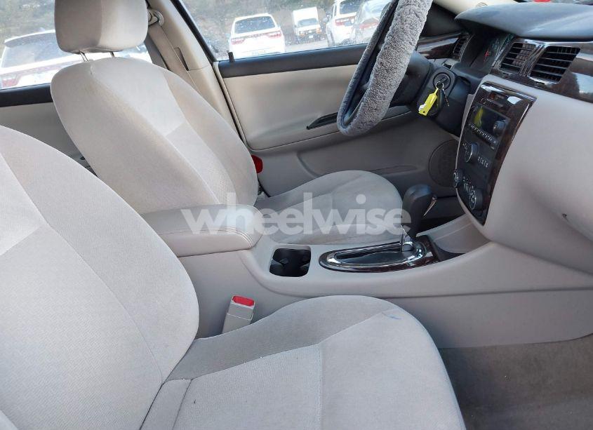 Photo 5 of 2016 Chevrolet Impala LIMITED LT (VIN 2G1WB5E38G1102173)