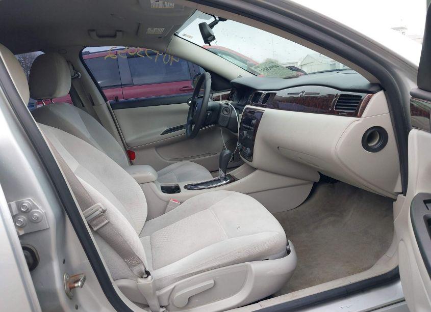 Photo 5 of 2016 Chevrolet Impala LIMITED LT (VIN 2G1WB5E38G1174359)