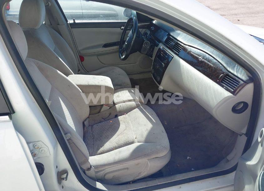 Photo 5 of 2012 Chevrolet Impala LT (VIN 2G1WB5E39C1111538)