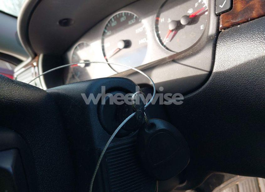 Photo 11 of 2012 Chevrolet Impala LT (VIN 2G1WB5E39C1125469)