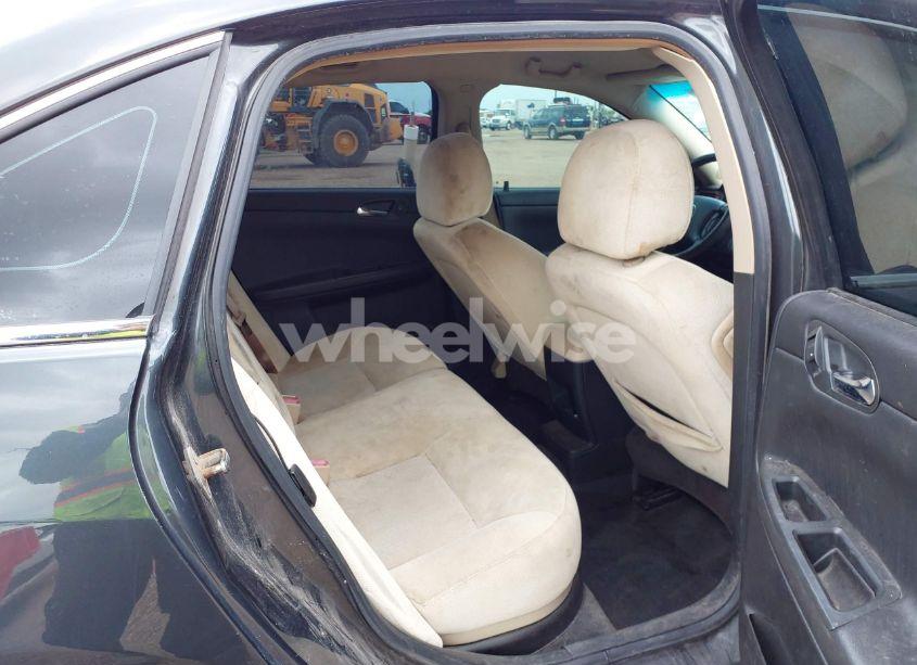 Photo 8 of 2012 Chevrolet Impala LT (VIN 2G1WB5E39C1201644)