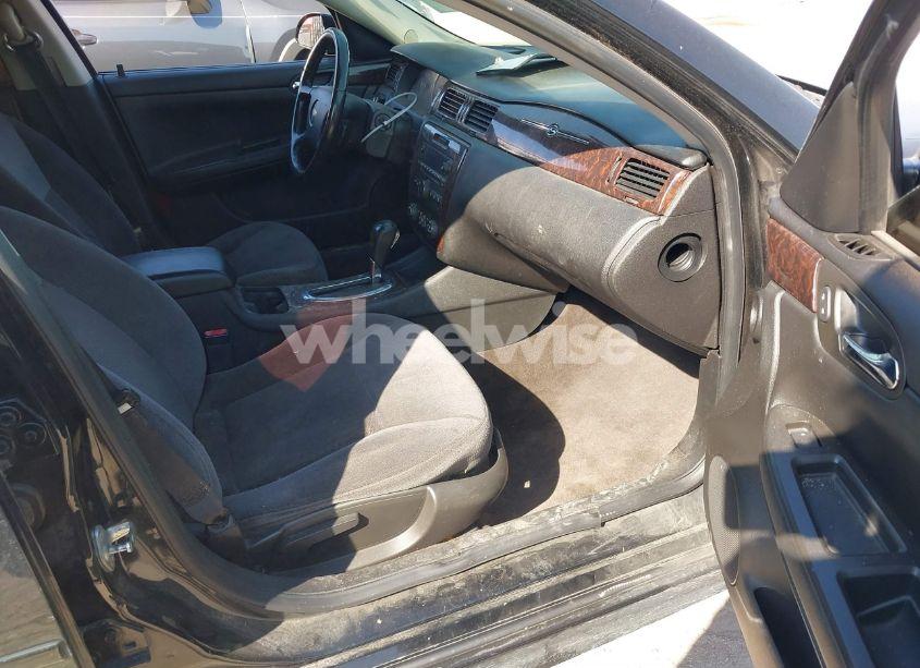 Photo 5 of 2014 Chevrolet Impala LIMITED LT (VIN 2G1WB5E39E1139326)