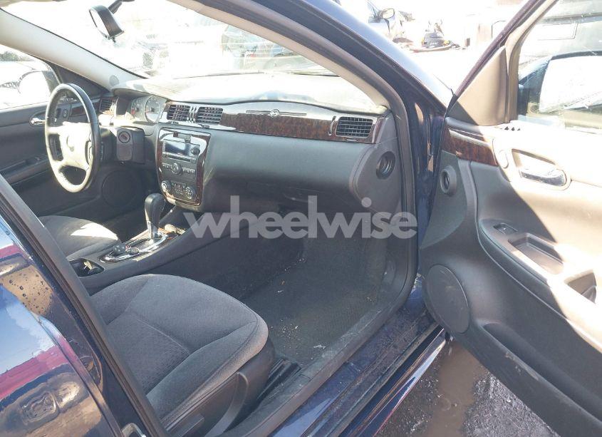 Photo 5 of 2012 Chevrolet Impala LT (VIN 2G1WB5E3XC1195529)