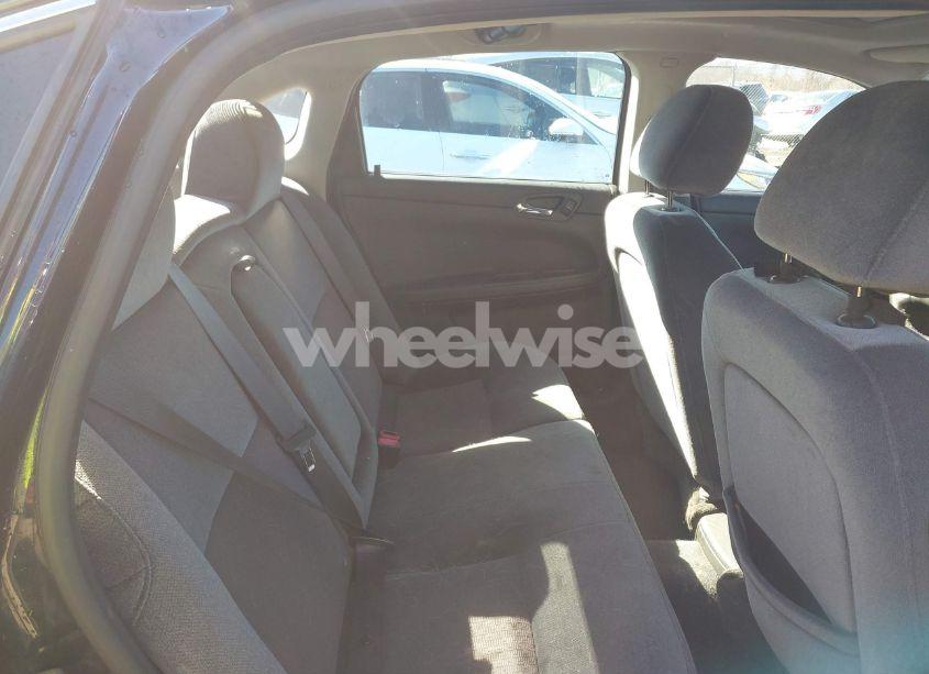 Photo 8 of 2012 Chevrolet Impala LT (VIN 2G1WB5E3XC1195529)