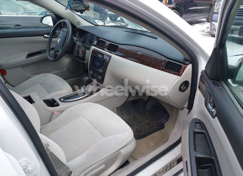 Photo 5 of 2014 Chevrolet Impala LIMITED LT (VIN 2G1WB5E3XE1154921)