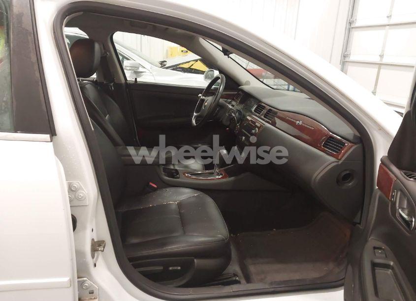 Photo 5 of 2010 Chevrolet Impala LT (VIN 2G1WB5EK0A1178565)