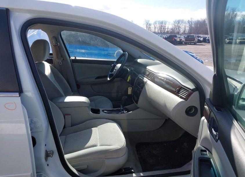 Photo 5 of 2010 Chevrolet Impala LT (VIN 2G1WB5EK0A1191882)