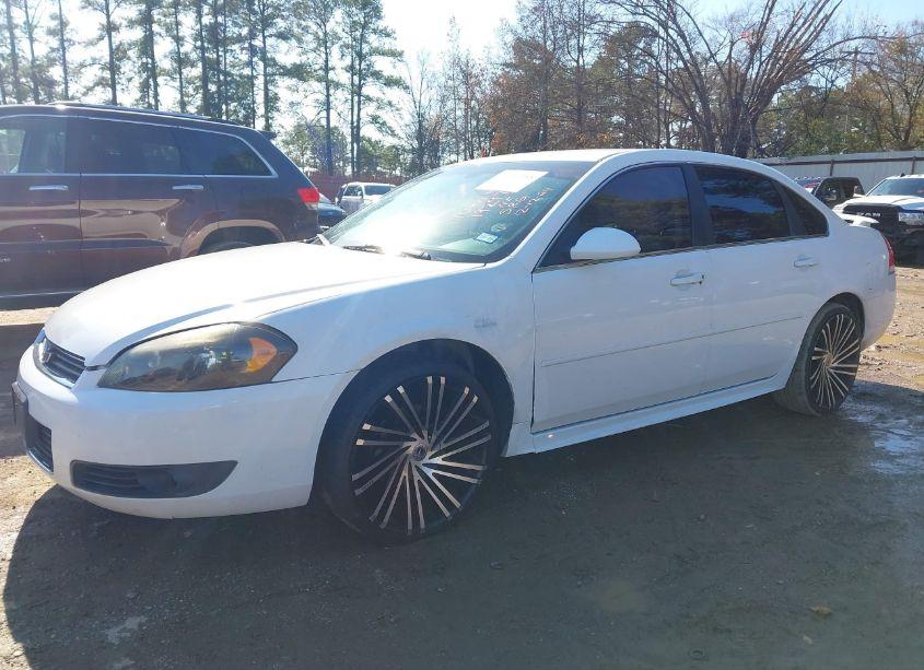 Photo 2 of 2011 Chevrolet Impala LT (VIN 2G1WB5EK0B1192970)