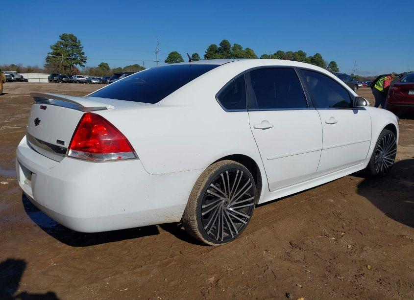 Photo 4 of 2011 Chevrolet Impala LT (VIN 2G1WB5EK0B1192970)