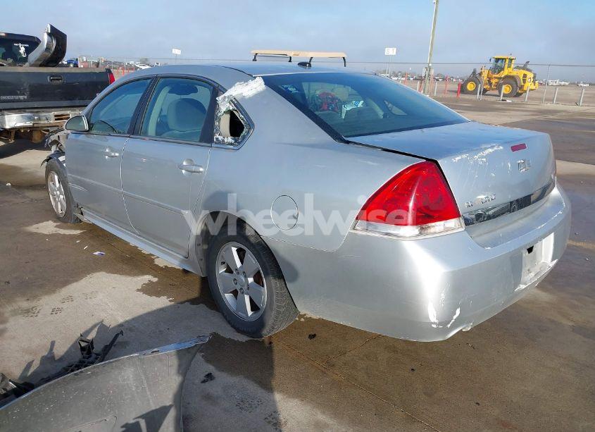 Photo 3 of 2010 Chevrolet Impala LT (VIN 2G1WB5EK1A1131478)
