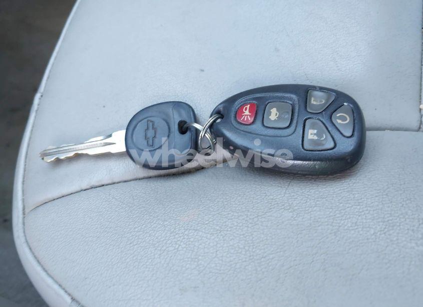 Photo 11 of 2011 Chevrolet Impala LT (VIN 2G1WB5EK1B1102385)